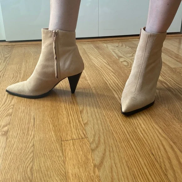 Pure Navy Shoes Pure Navy Hastar Suede Booties - Picture 3 of 4